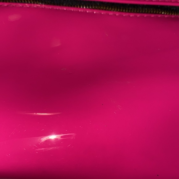 YSL Beauty Fusha Front Zipper Patent Cosmetic Makeup Pouch EUC - Picture 11 of 11